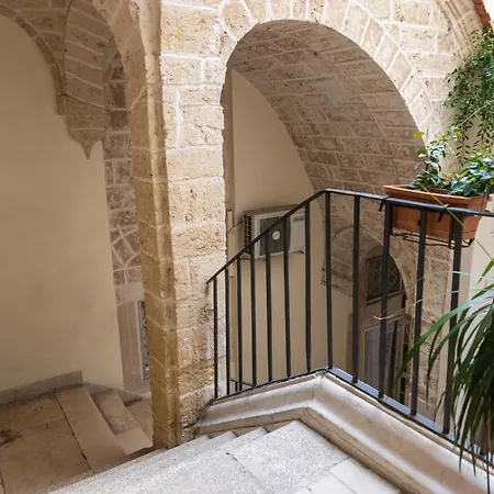 Tresca Charme Luxury Rooms Bari Exterior photo