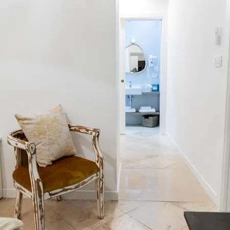 Tresca Charme Luxury Rooms Bari Exterior photo